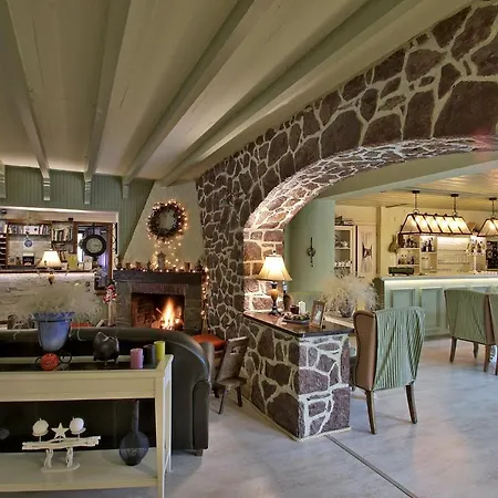 Boutique Skamnos Hotel